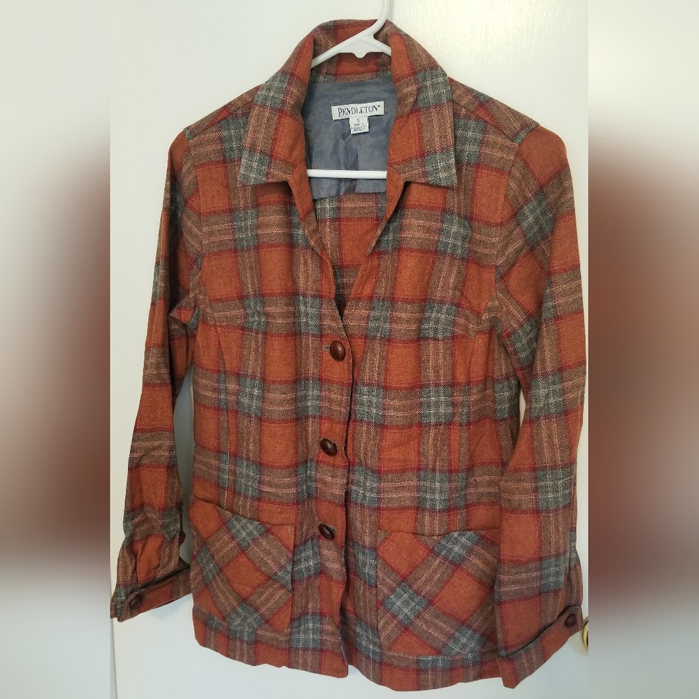 Pendleton plaid blazer small